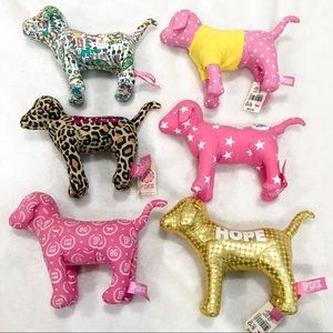 PINK VICTORIA’S SECRET COLLECTORS DOGS